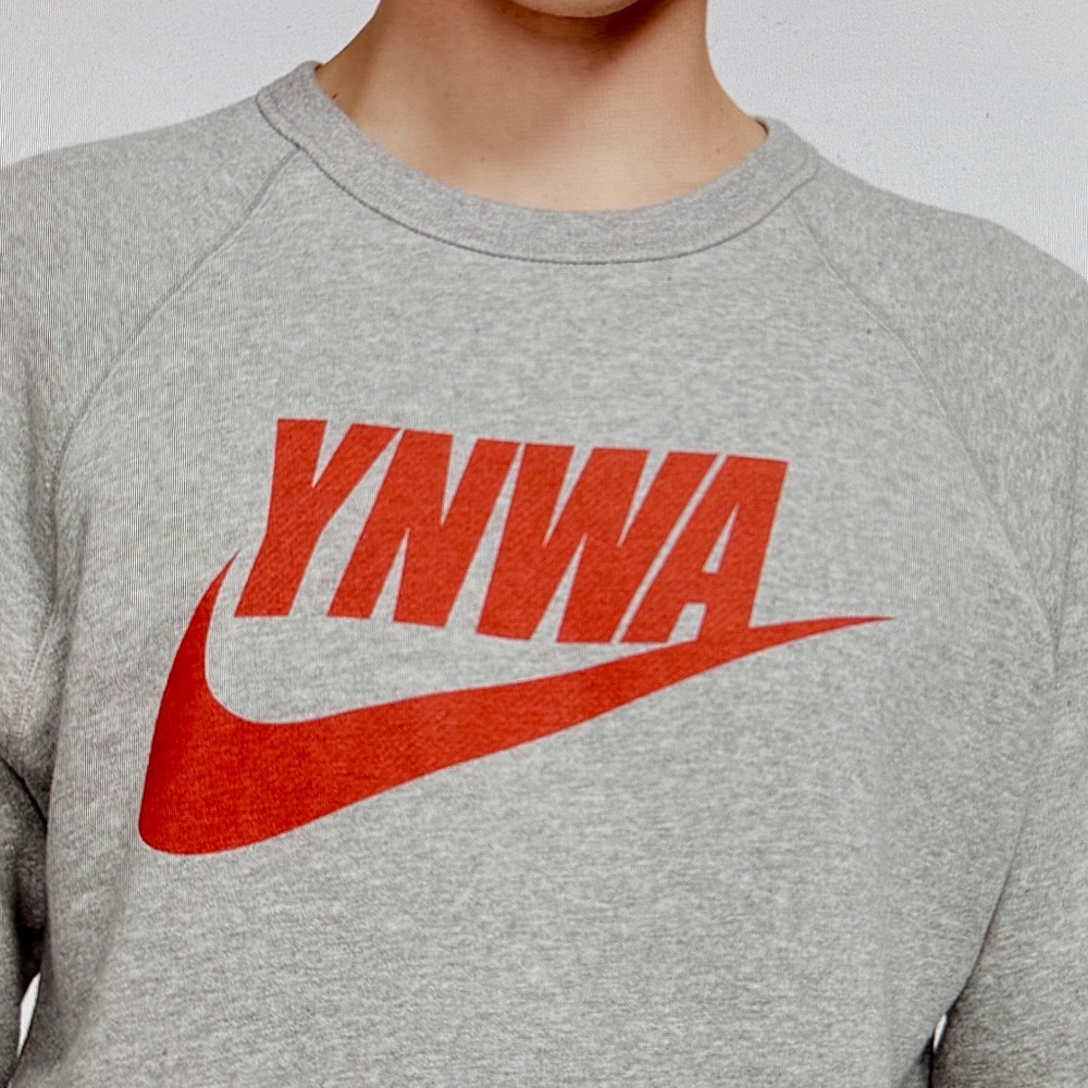 EUC - Nike Men's Liverpool FC sweatshirt size S